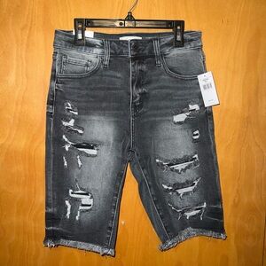 NWT dark distressed Kancan sz 5/26